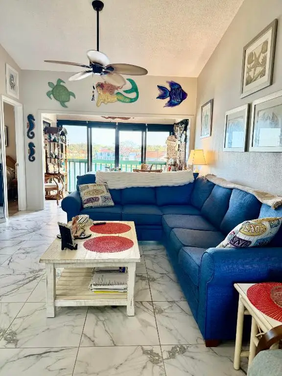 5415 Casablanca Circle #L25, Sebring, FL 33870