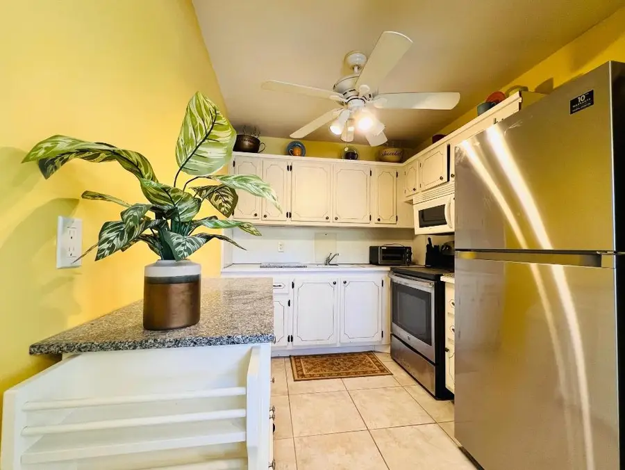 97 Sussex E, West Palm Beach, FL 33417 - Image #3