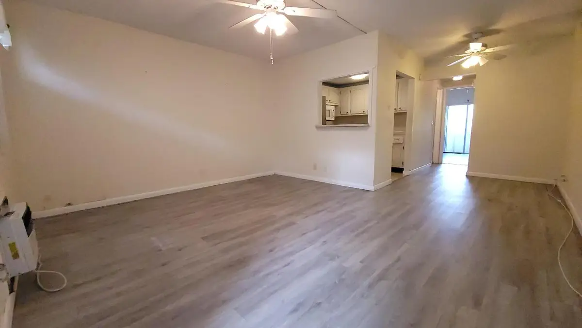 30 Norwich B, West Palm Beach, FL 33417 - Image #1