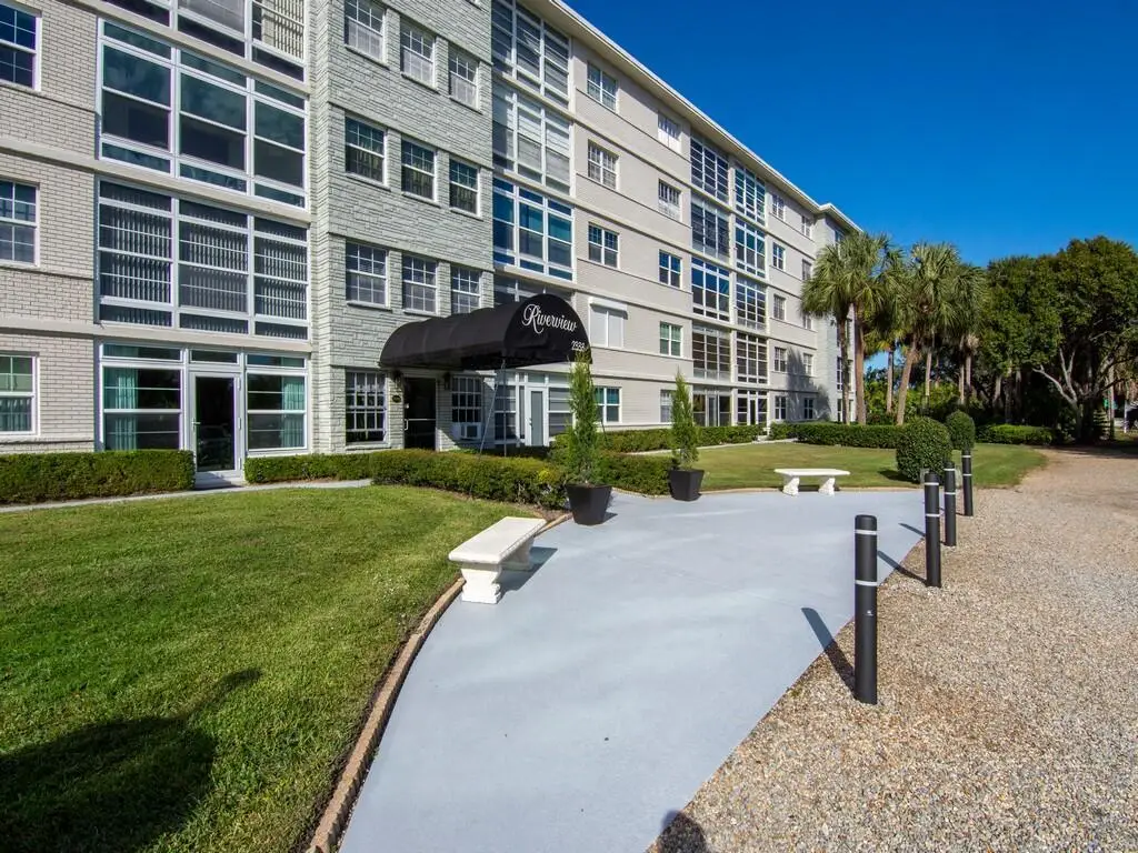 2333 Indian River Boulevard #506, Vero Beach, FL 32960 - Image #1