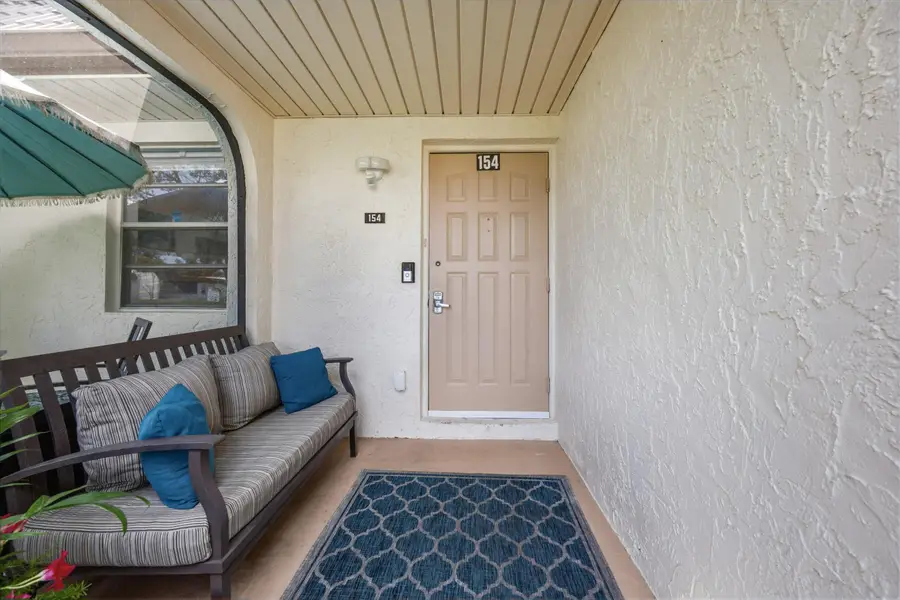 154 Lake Rebecca Drive, West Palm Beach, FL 33411 - Image #3