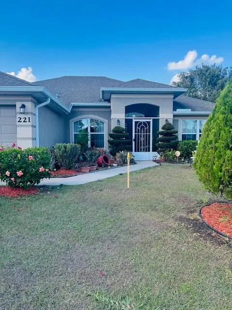 221 SW Kestor Drive, Port St Lucie, FL 34953