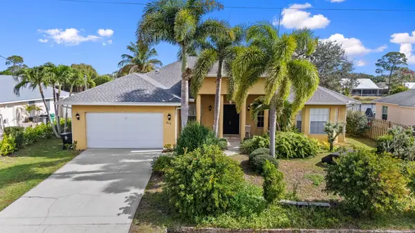 2019 SE Mantua Street, Port St Lucie, FL 34952