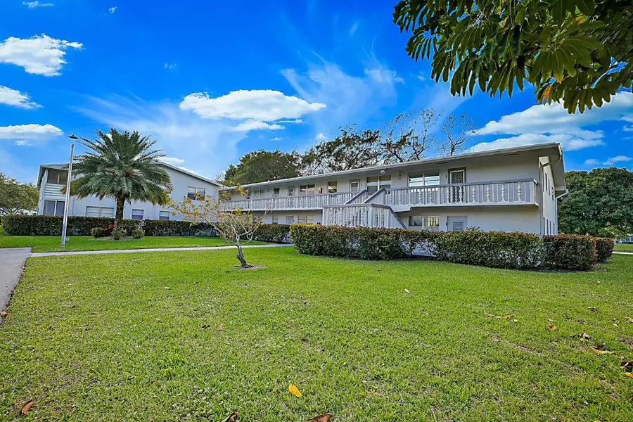 134 Lyndhurst F #134, Deerfield Beach, FL 33442 - Image #3