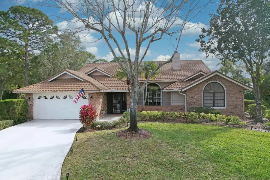 1118 SW Forest Hill Cove, Port Saint Lucie, FL 34986 - Image #2