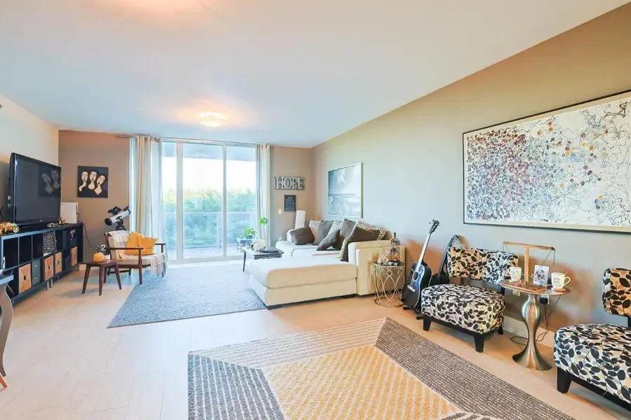 15051 Royal Oaks Lane #401, North Miami, FL 33181 - Image #3