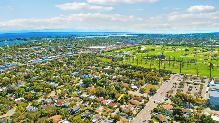 832 Lytle Street, West Palm Beach, FL 33405 - Image #2