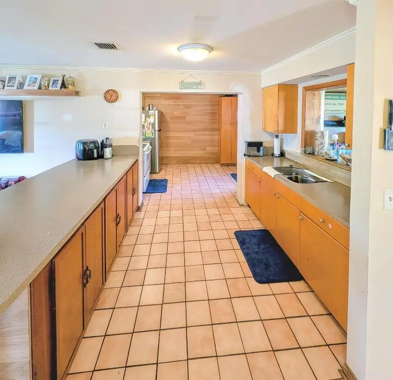 3932 Serubi Avenue, Palm Springs, FL 33461 - Image #3