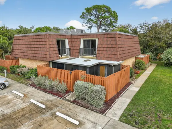 5612 SE Riverboat Drive #104, Stuart, FL 34997