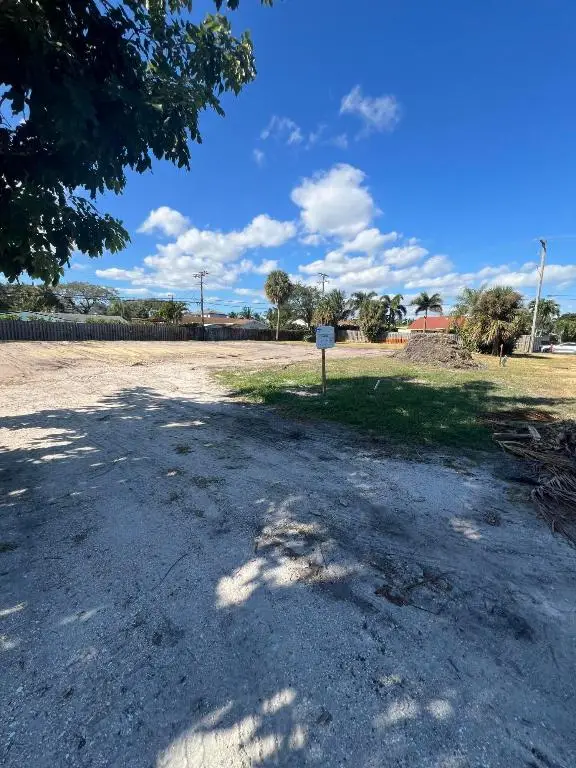 2623 SW 5th Street, Boynton Beach, FL 33435 - #3