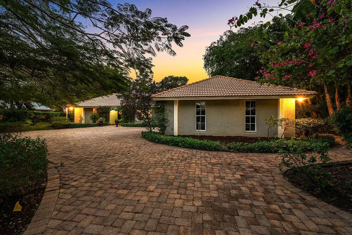 416 S Country Club Drive, Atlantis, FL 33462 - Image #1