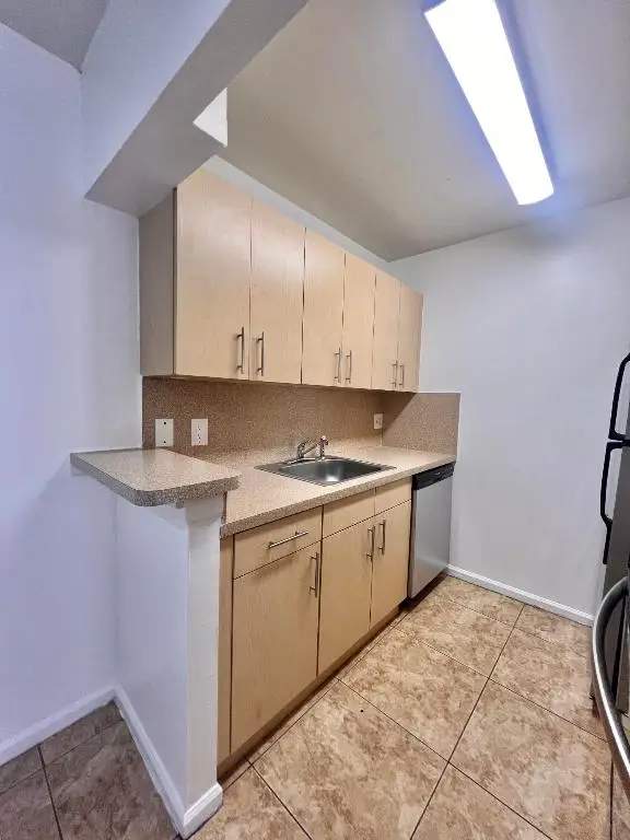 1500 N Congress Avenue #B24, West Palm Beach, FL 33401