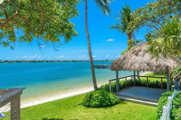 5600 N Flagler Drive #403, West Palm Beach, FL 33407