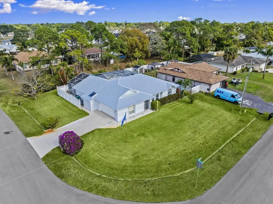 401 SE Faith Terrace, Port Saint Lucie, FL 34983 - Image #3