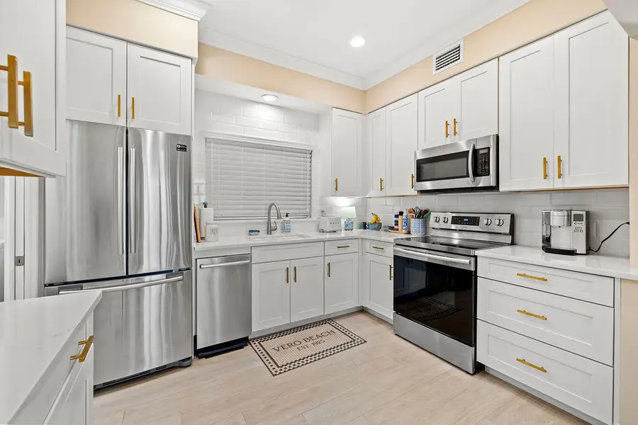 5025 Harmony Circle Circle #103, Vero Beach, FL 32967 - Image #3