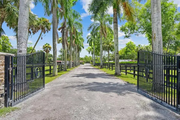 3570 B Road, Loxahatchee Groves, FL 33470