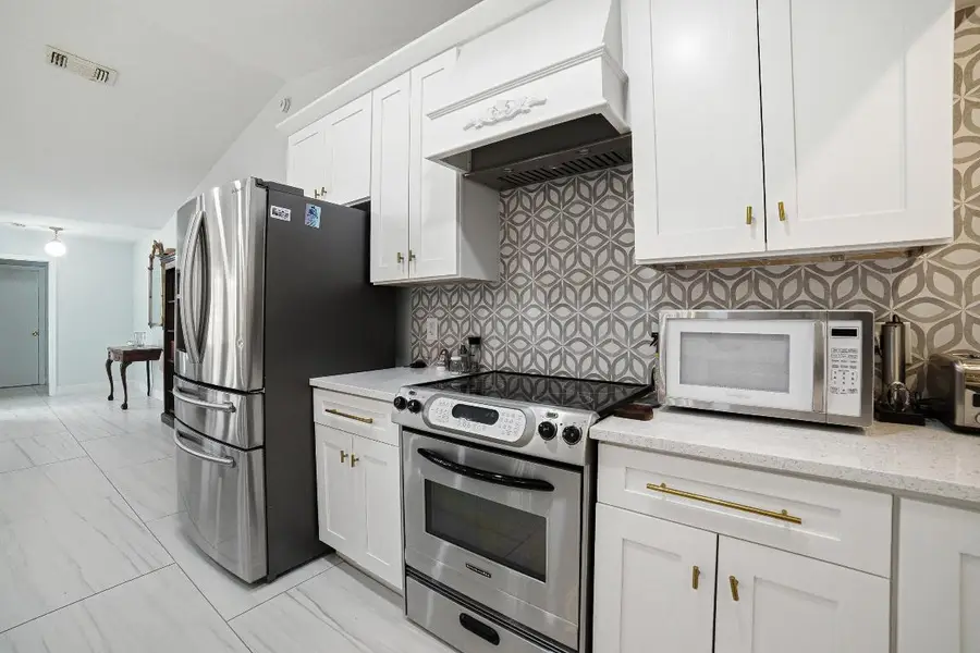 949 SW Curtis Street, Port Saint Lucie, FL 34983 - Image #3