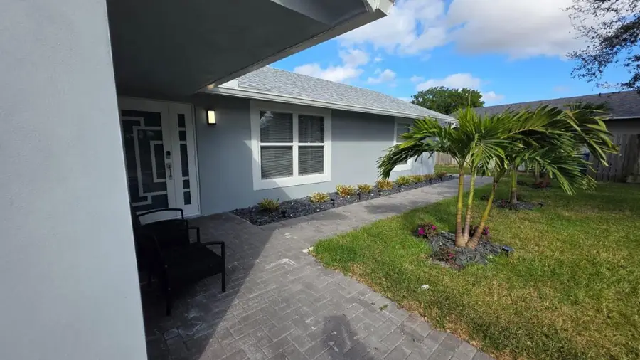 131 Puffin Court, West Palm Beach, FL 33411 - #3