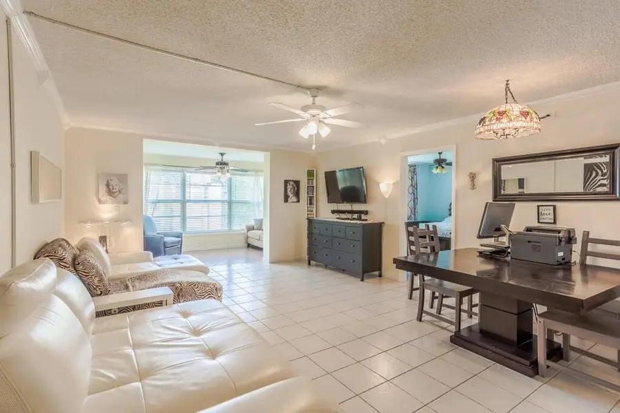 8 Willowbrook Lane #208, Delray Beach, FL 33446 - Image #2