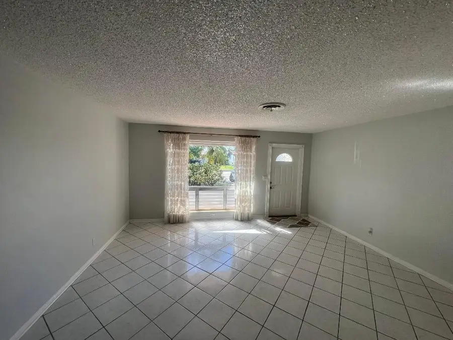 4007 Johnson Street, Hollywood, FL 33021 - Image #3