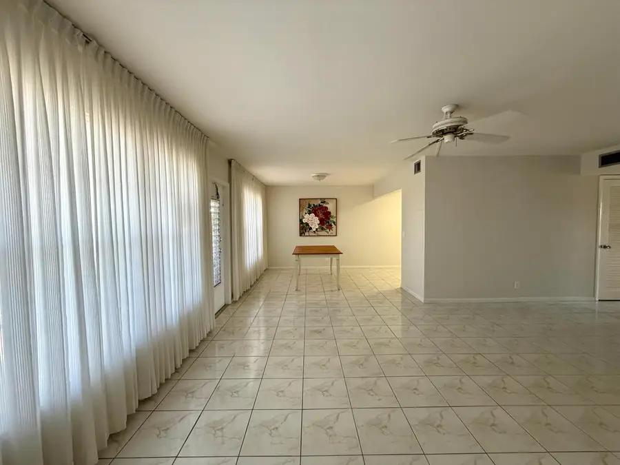 313 Greenbrier B, West Palm Beach, FL 33417 - Image #3