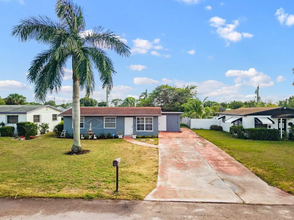 1635 W 32nd Street, Riviera Beach, FL 33404 - Image #1