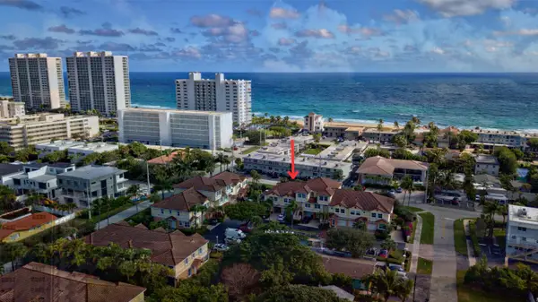 1998 NE 7th Street #102, Deerfield Beach, FL 33441