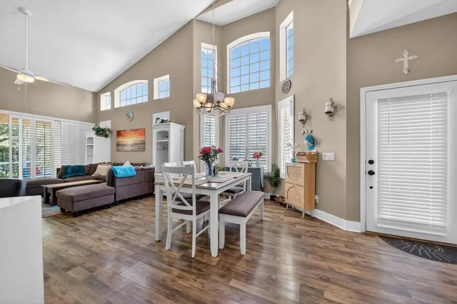 1686 SW Harbour Isles Circle, Port Saint Lucie, FL 34986 - #2