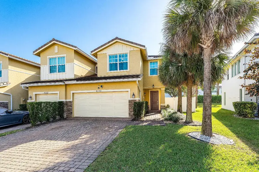 4330 Lago Drive, Deerfield Beach, FL 33064 - Image #2