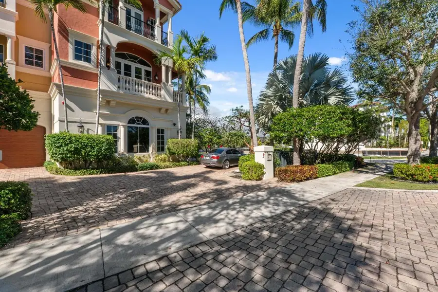 453 NE 19th Avenue #D, Deerfield Beach, FL 33441 - Image #3