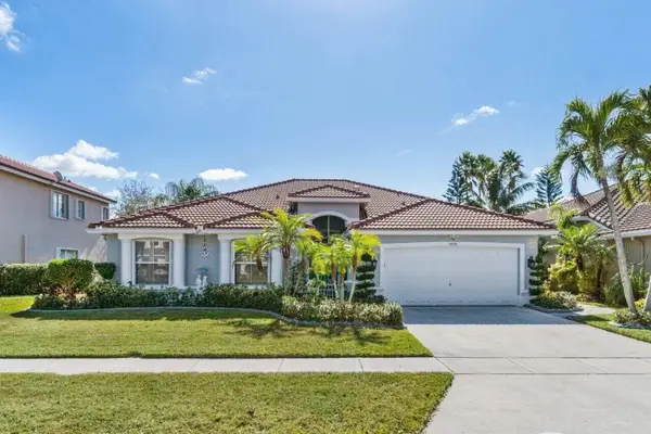 5696 Muirfield Village Circle, Lake Worth, FL 33463