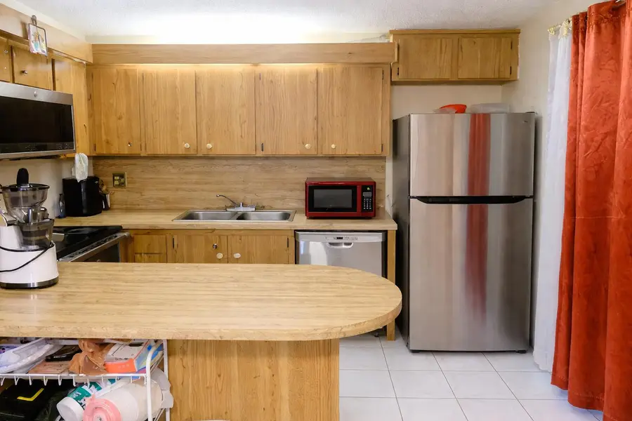 211 Woodland Road, Palm Springs, FL 33461 - #2