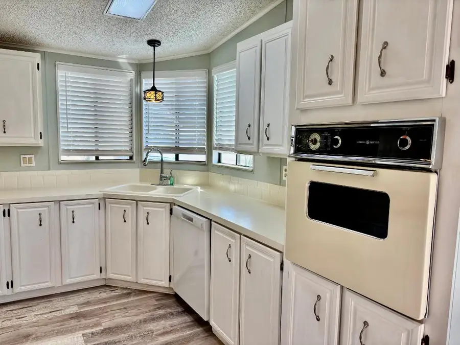 8203 Cinnamon Lane, Port Saint Lucie, FL 34952 - Image #3