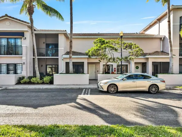 2803 Sarento Place #109, Palm Beach Gardens, FL 33410