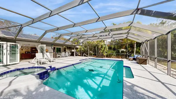 9278 SE Sharon Street Se, Hobe Sound, FL 33455