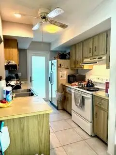 423 SE Asbury Lane, Port Saint Lucie, FL 34983 - Image #2