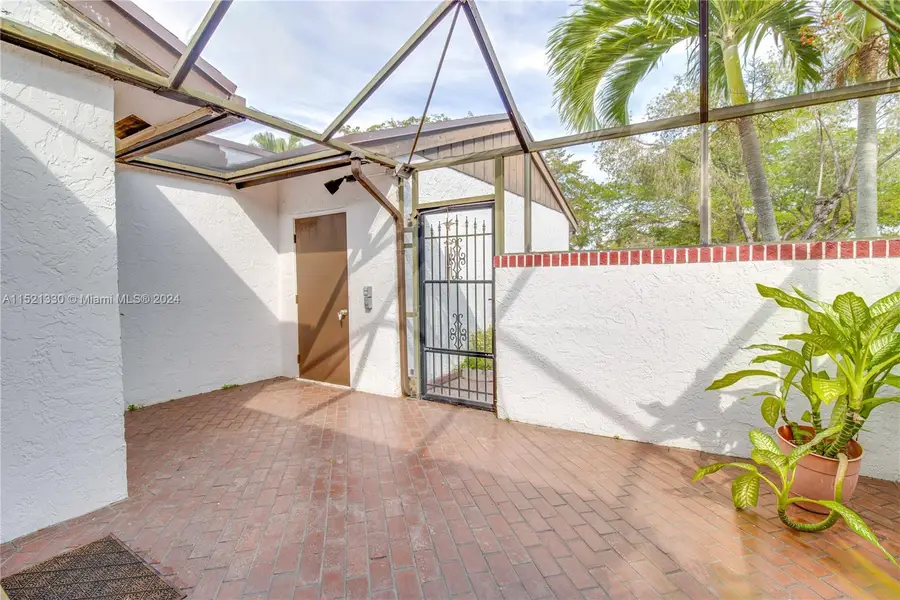 6343 W Pinehurst Circle W #D36, Tamarac, FL 33321 - Image #3