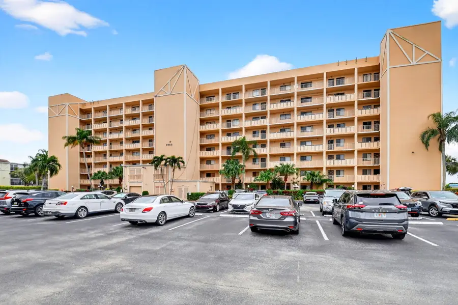 6866 Huntington Lane #707, Delray Beach, FL 33446 - Image #2