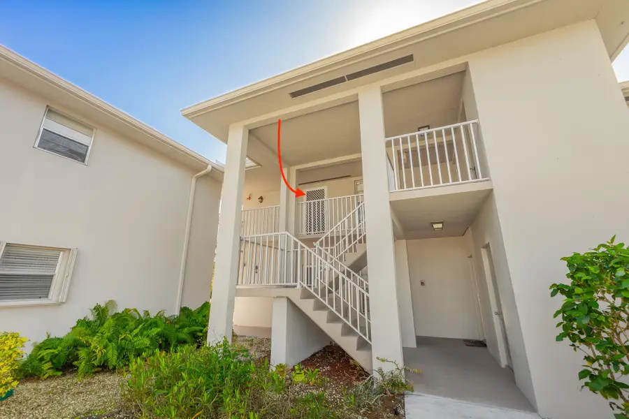 33 Lake Vista Trail #202, Port Saint Lucie, FL 34952 - Image #2