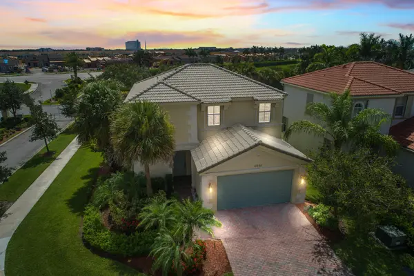 11230 SW Barton Way, Port St Lucie, FL 34987