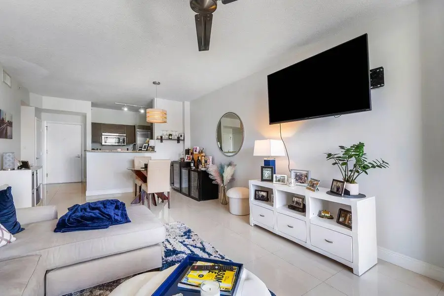 550 Okeechobee Boulevard #1112, West Palm Beach, FL 33401 - #3