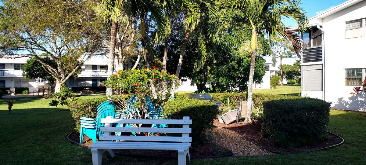 306 Markham N, Deerfield Beach, FL 33442 - Image #1