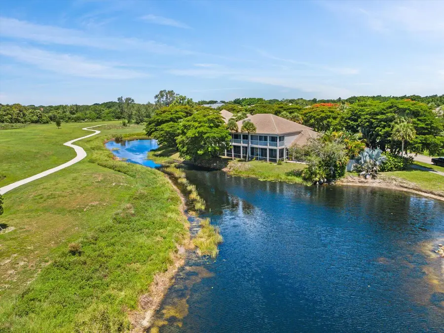 11813 Pebblewood Drive, Wellington, FL 33414 - Image #2