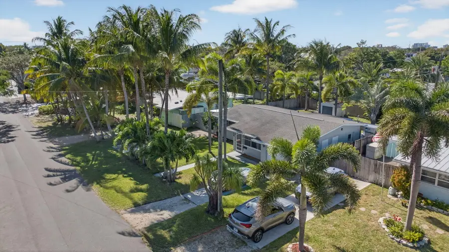 15 NE 17th Avenue, Pompano Beach, FL 33060 - Image #2