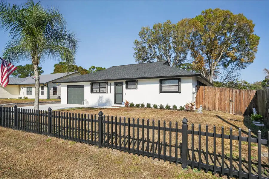 4543 SE Dryfus Avenue, Stuart, FL 34997 - #3