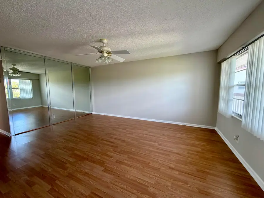 83 Preston B, Boca Raton, FL 33434 - Image #2