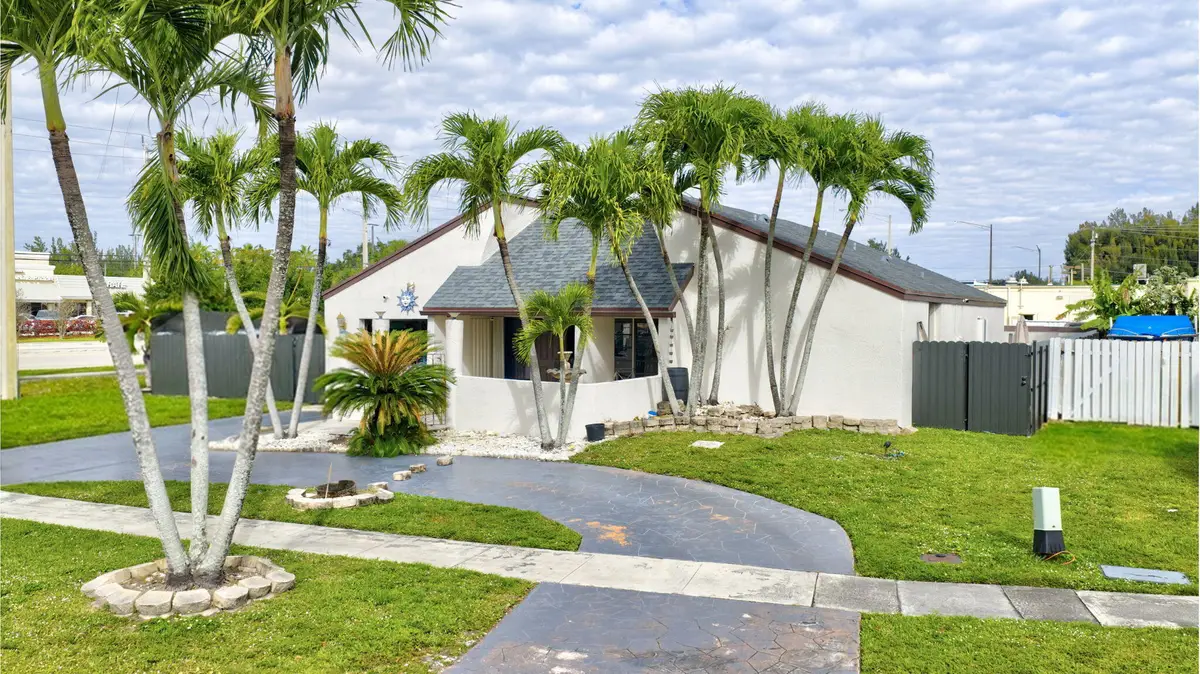 9511 SW 49 Street, Cooper City, FL 33328 - Image #1