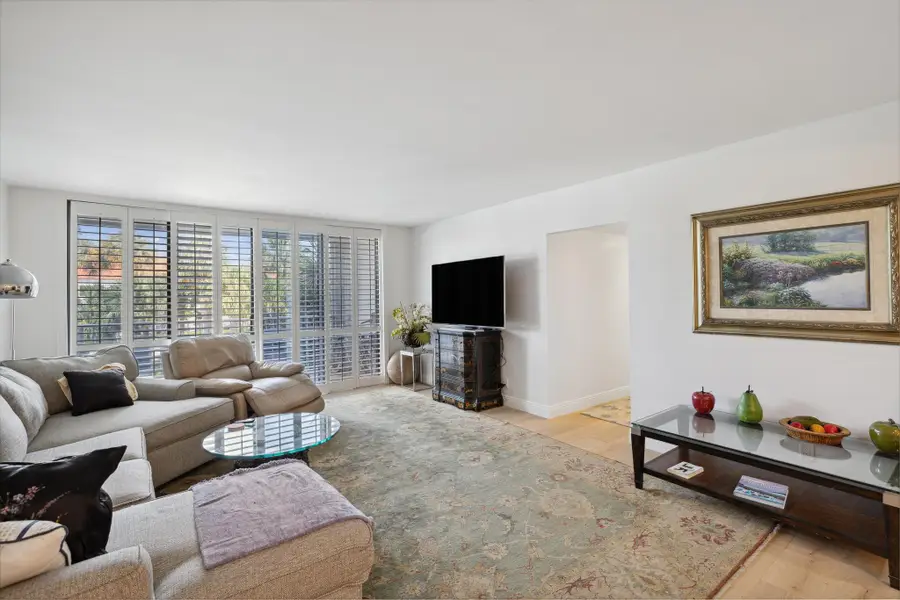 2860 S Ocean Boulevard #214, Palm Beach, FL 33480 - Image #3