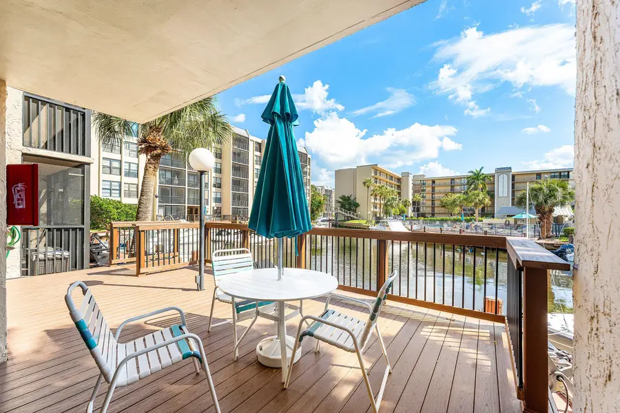 10 Royal Palm Way #203, Boca Raton, FL 33432 - Image #2