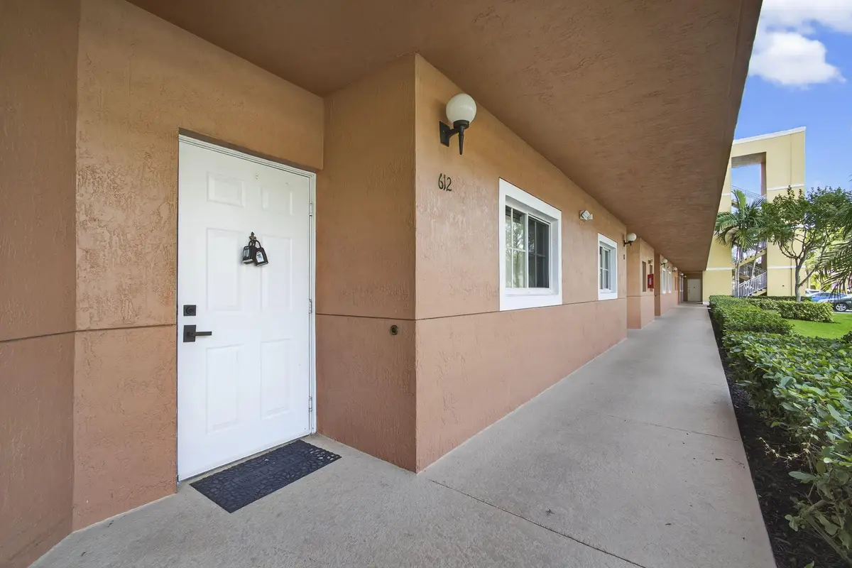 4723 Lucerne Lakes Boulevard E #612, Lake Worth, FL 33467 - Image #1